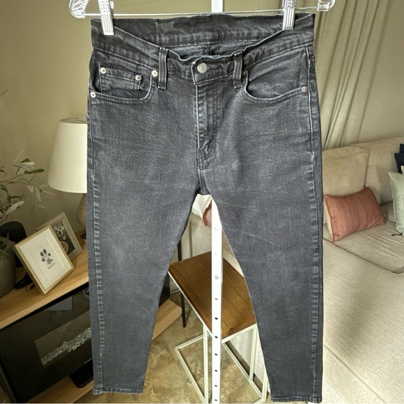 LEVI STRAUSS & CO 512 Men’s Jeans Size 30/30 Black - Picture 1 of 8